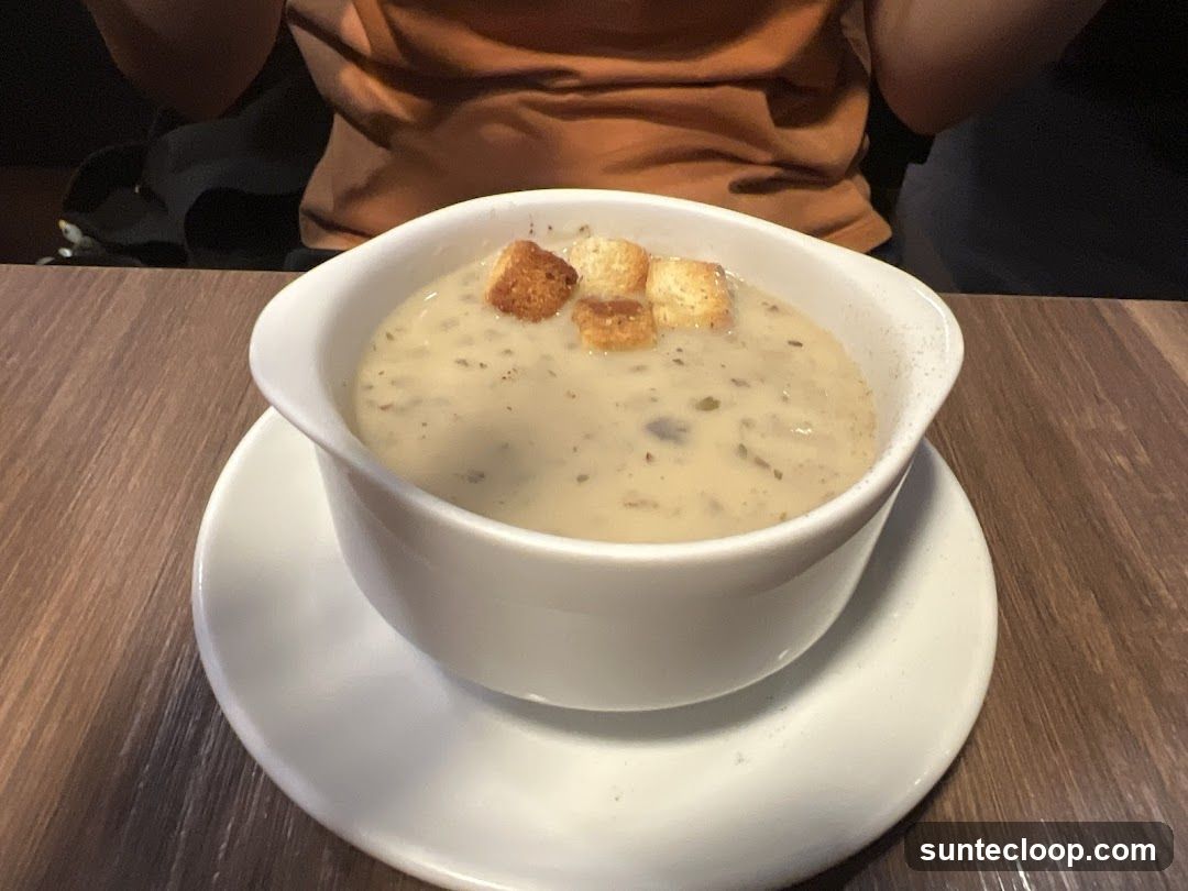 Creamy Mushroom Soup with Croutons