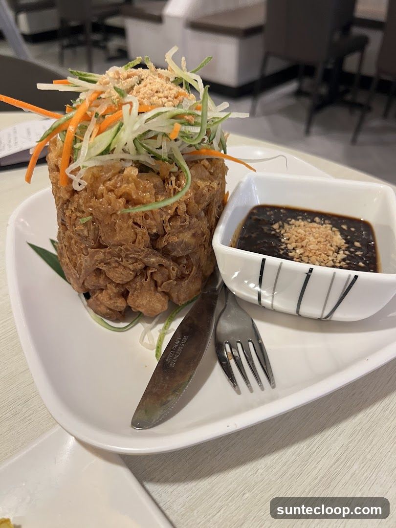 Fried Dish with Shredded Vegetables and Dipping Sauce