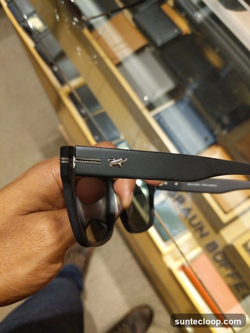 Sunglasses with logo