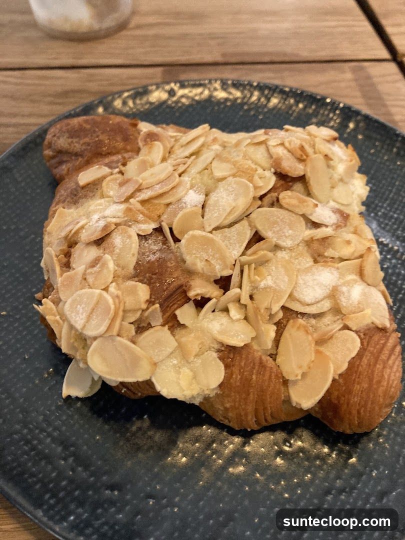 Almond Croissant