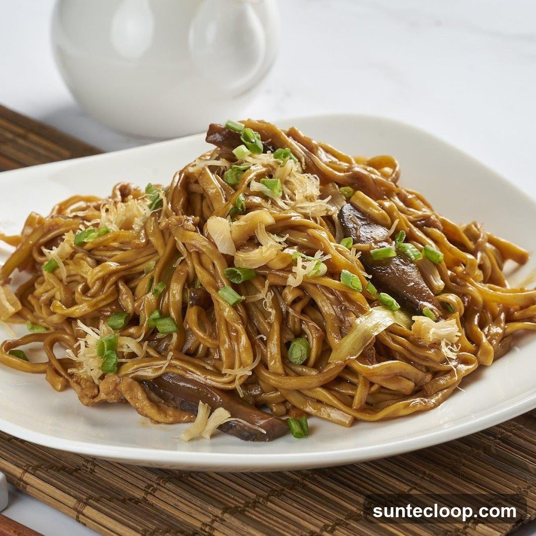 Noodles with Mushrooms and Scallions