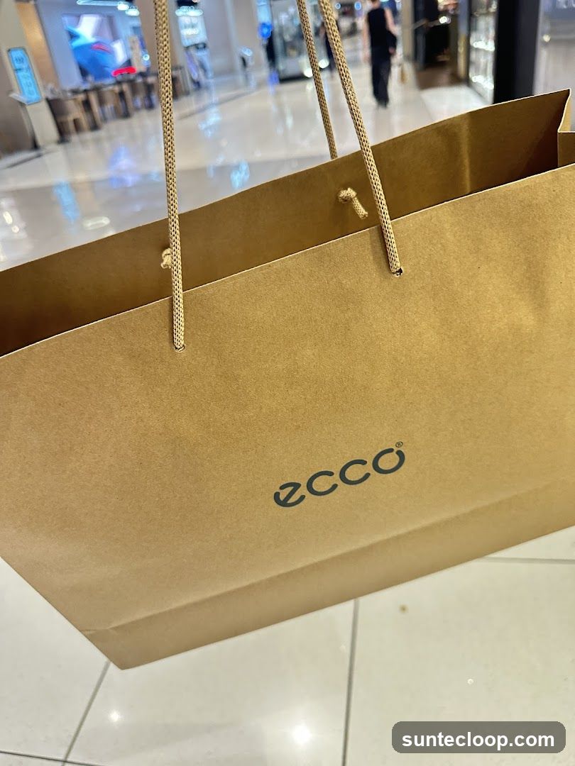 Ecco Shopping Bag