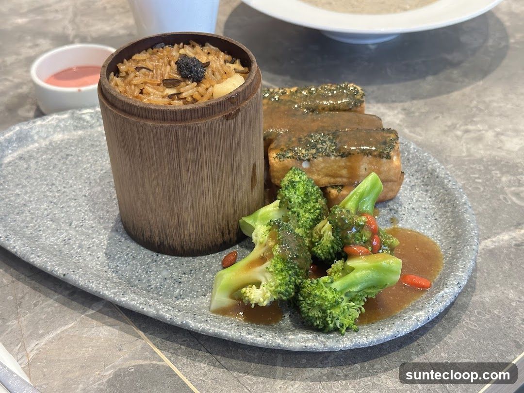 Steamed Rice with Tofu and Broccoli