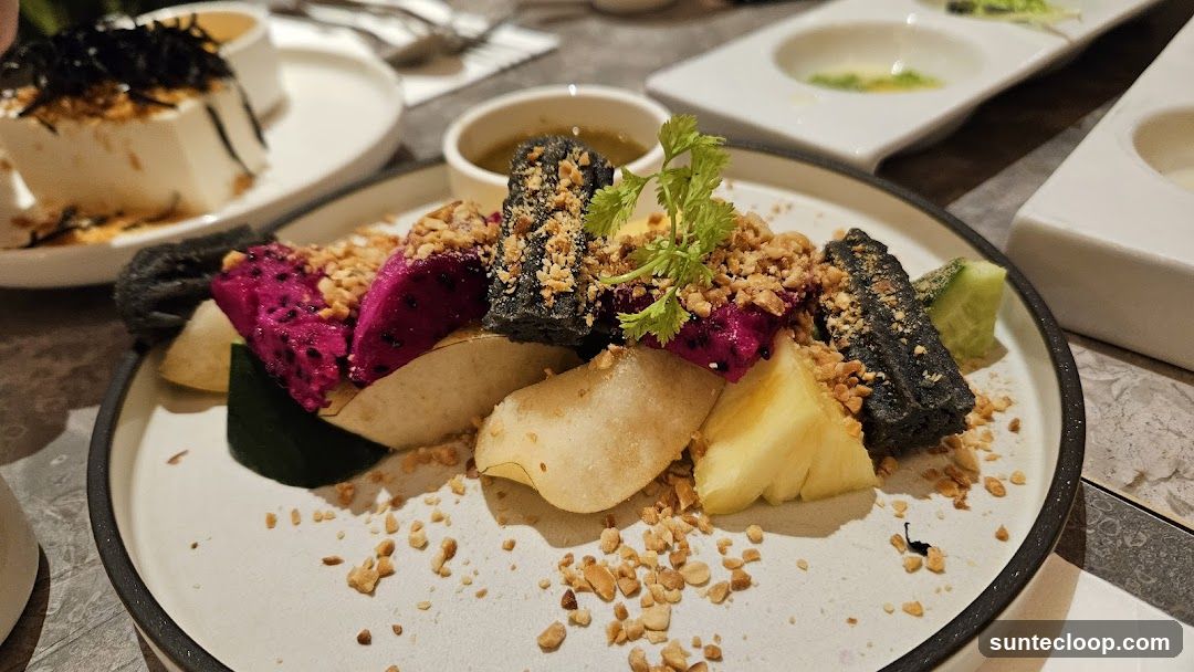 Fruit Salad with Crispy Elements