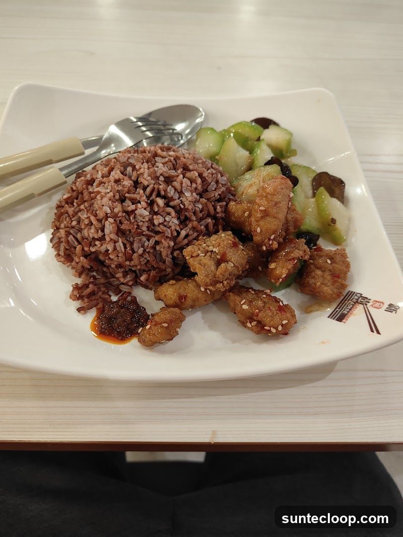 Fried Chicken with Rice and Vegetables