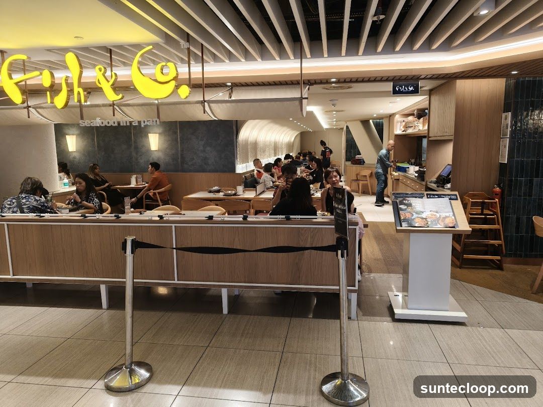 Fish & Co. Restaurant Interior