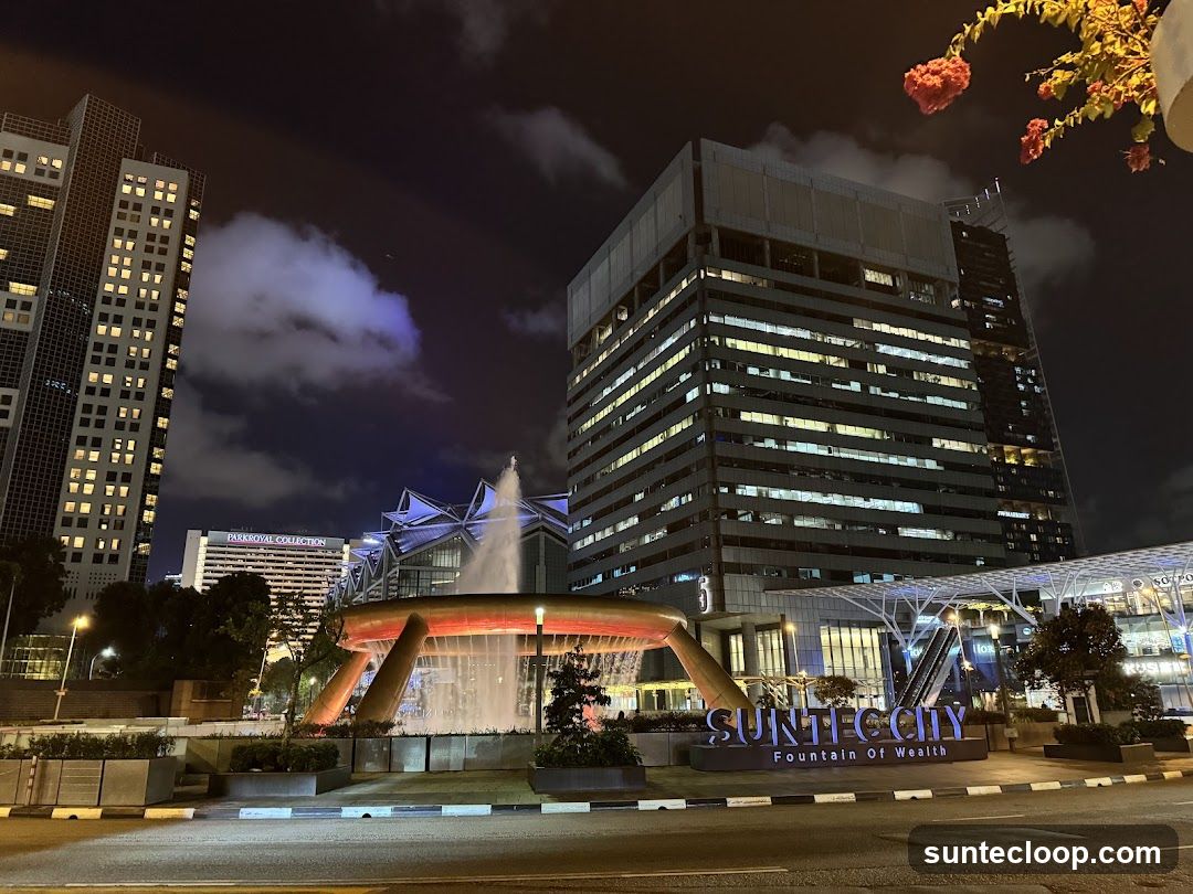Suntec City Fountain of Wealth at Night