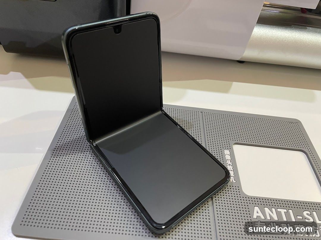 Foldable Smartphone