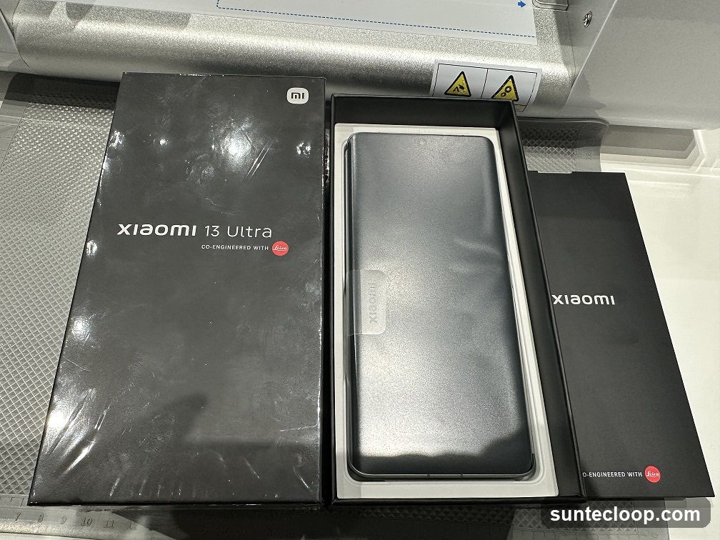 Xiaomi 13 Ultra Smartphone Box