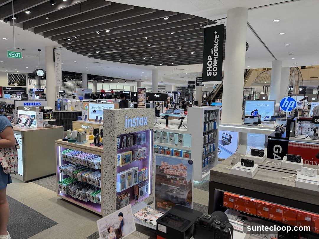 Electronics Store Display