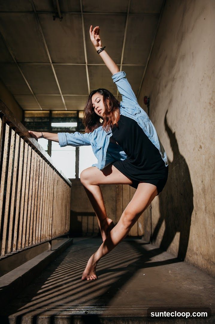 Dancer on Stairs