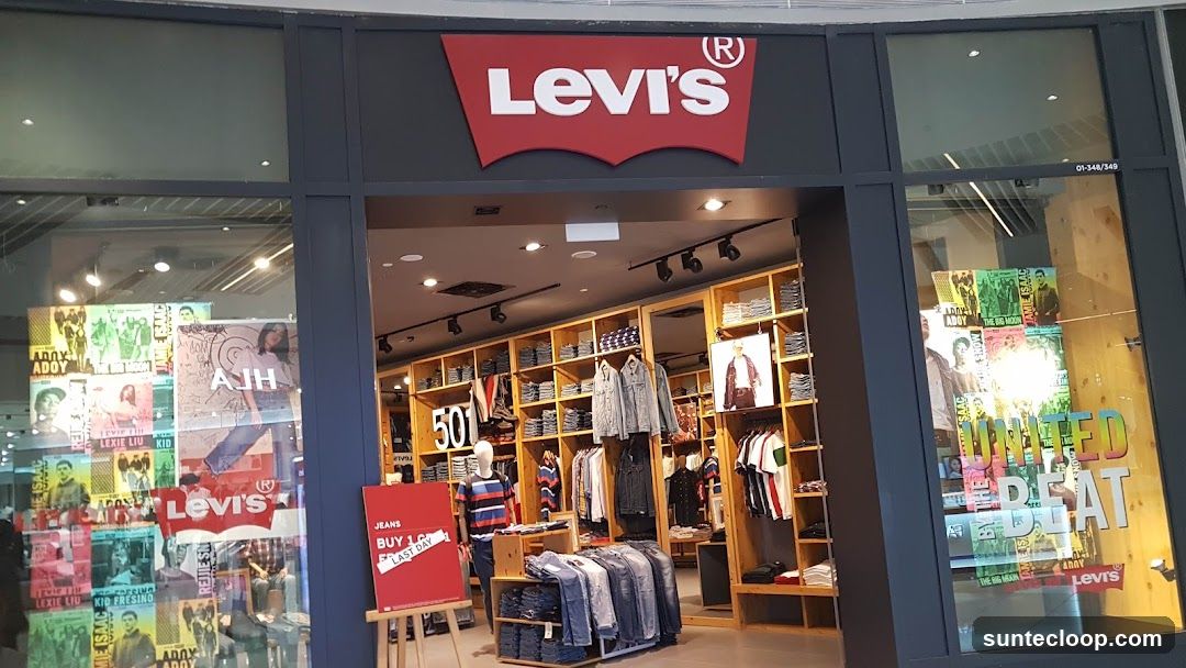 Levi's Storefront