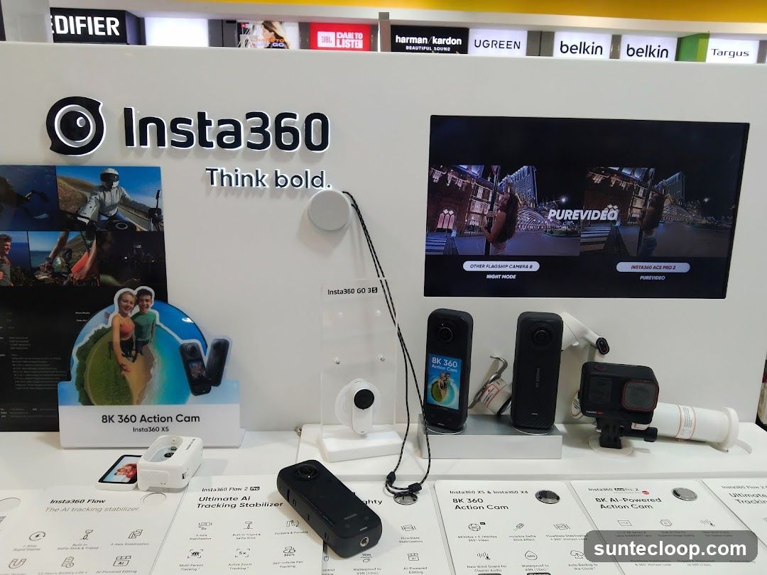 Insta360 Product Display