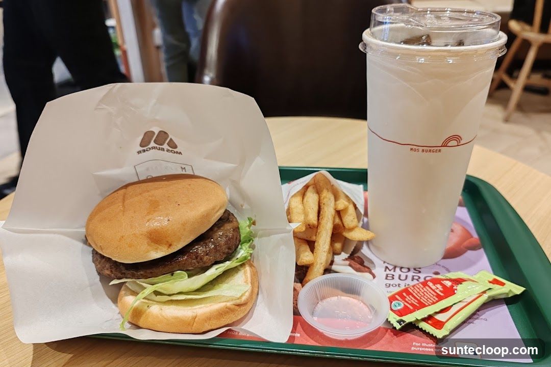 Mos Burger Meal