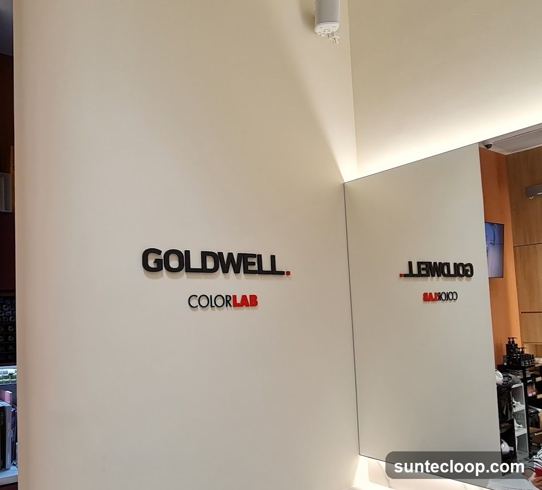 Goldwell Colorlab Signage