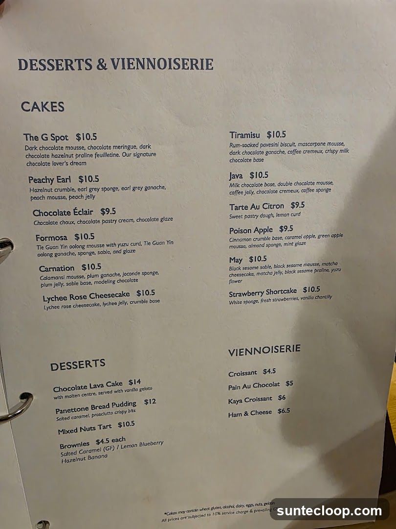 DESSERTS & VIENNOISERIE