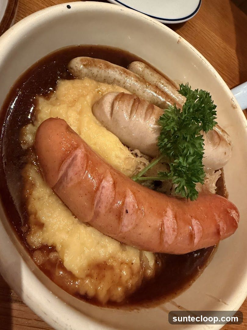 Sausages with Mashed Potatoes and Gravy