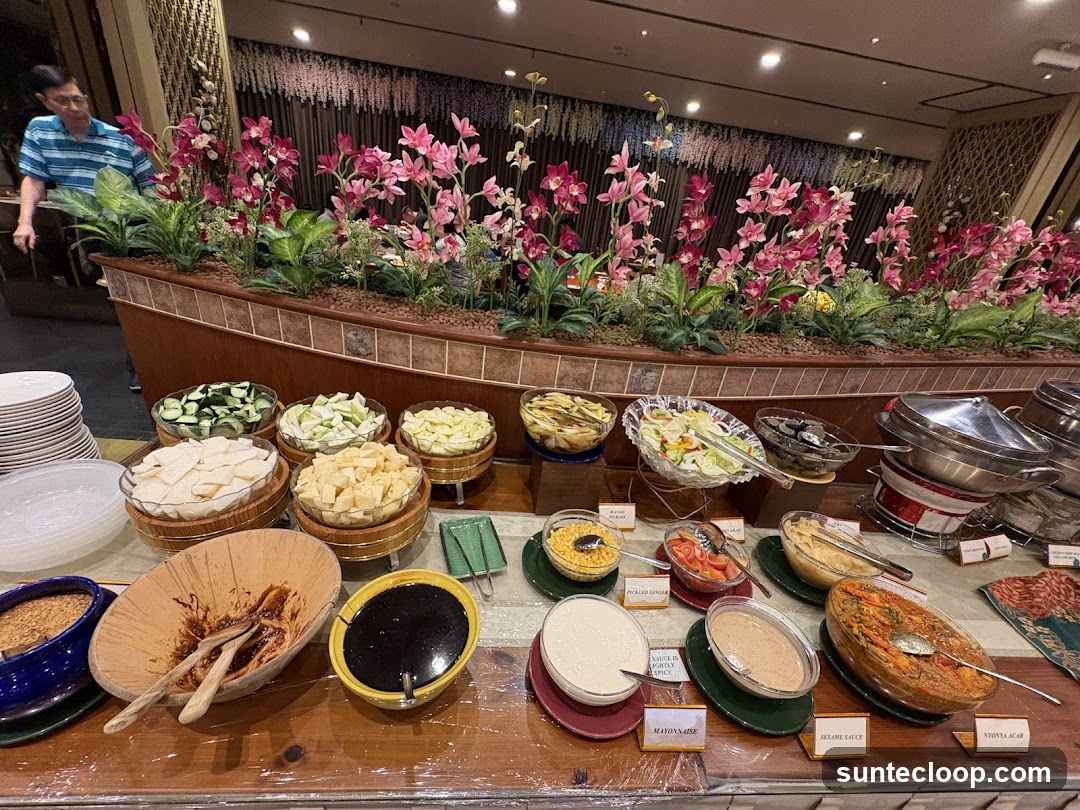 Buffet Salad Bar