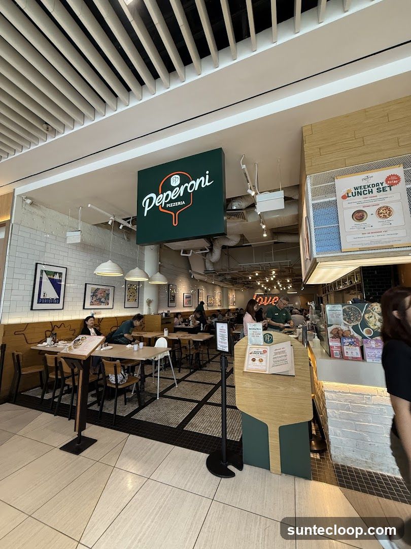 Peperoni Pizzeria Interior