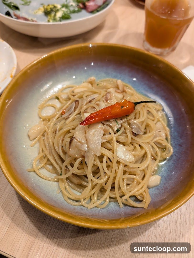 Spaghetti with Chili and Garlic