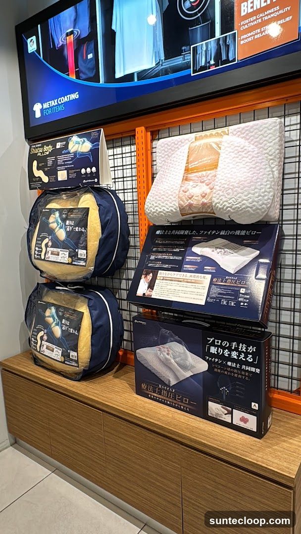 Pillow Display