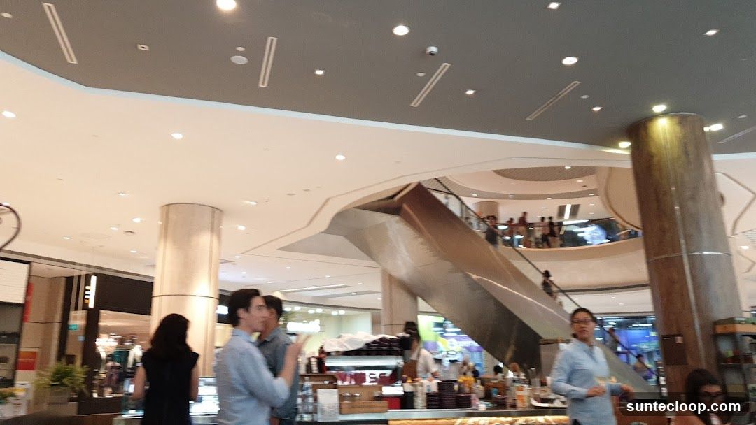 Singapore Pools Suntec City Branch