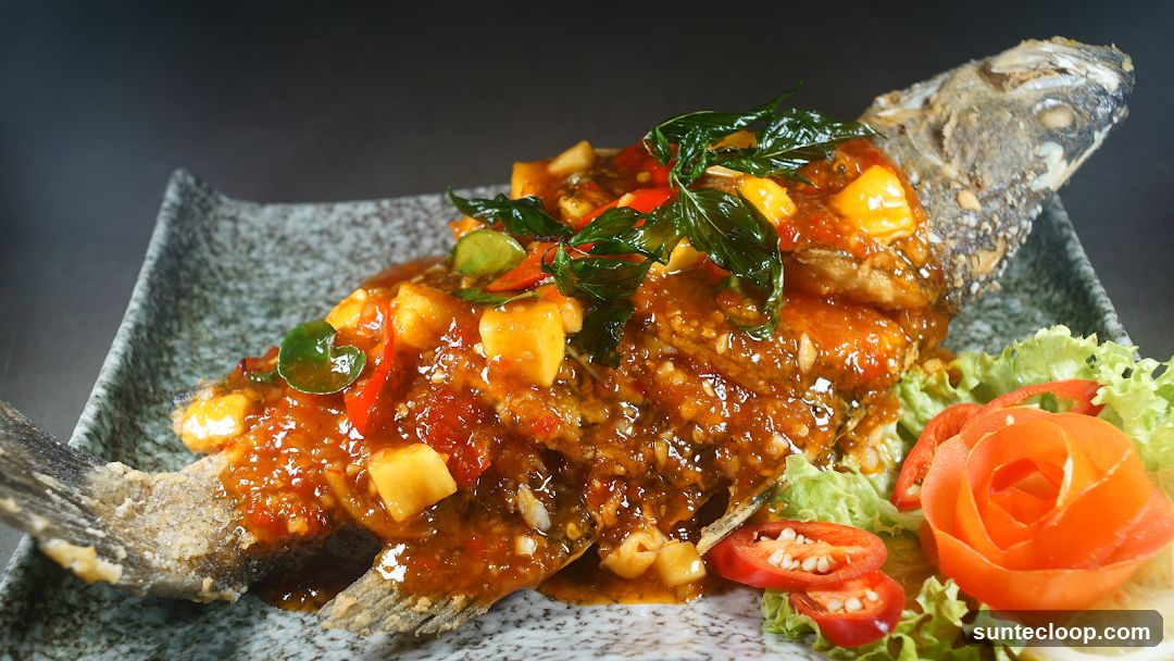 Fried Fish with Sweet and Sour Sauce