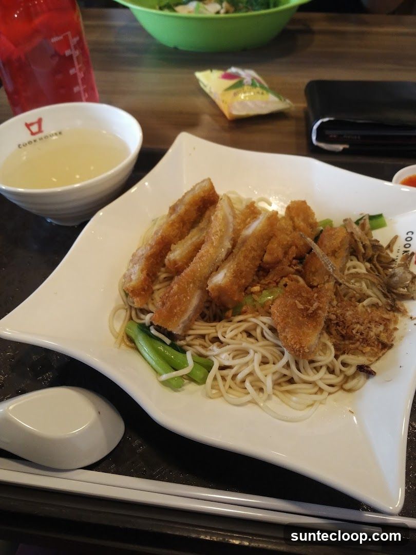 Noodles with Fried Chicken