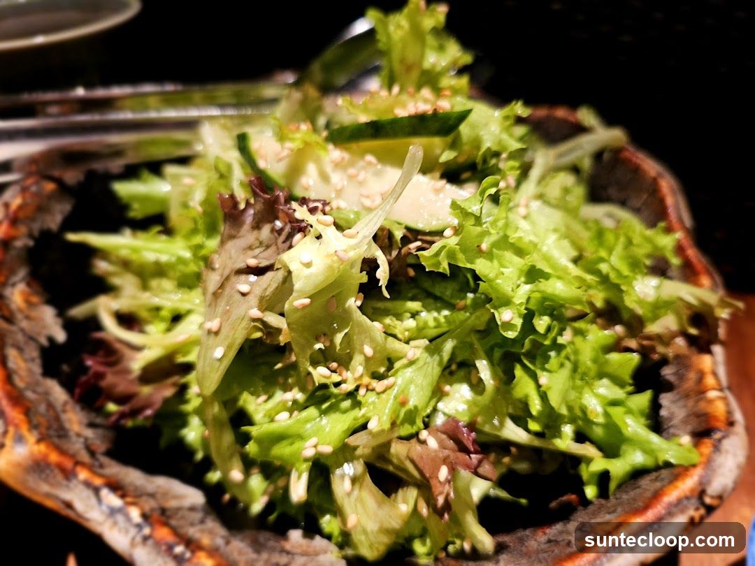Salad with Sesame Seeds