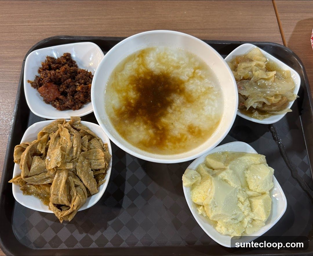 Congee with side dishes