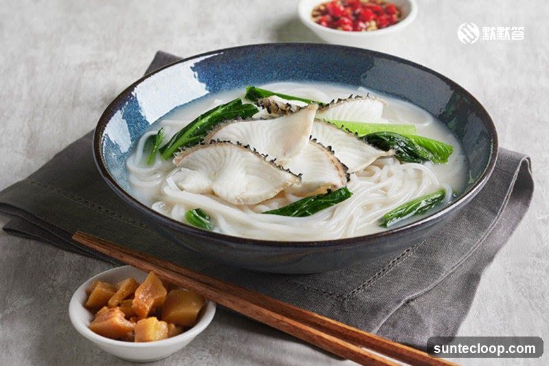 Fish noodle soup