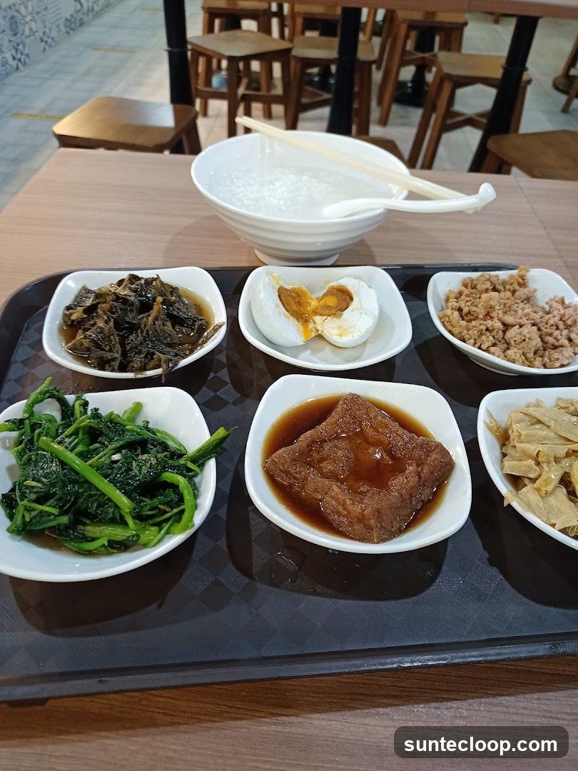 Congee with side dishes