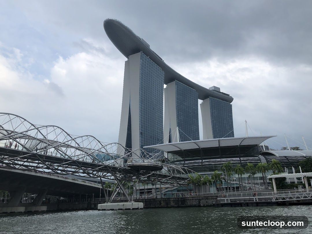 Marina Bay Sands and Helix Bridge