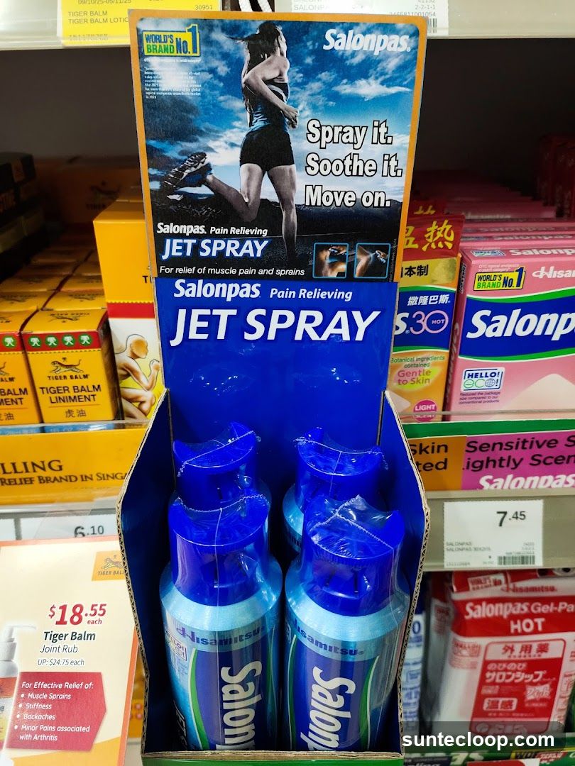 Salonpas Jet Spray Display